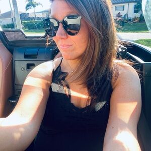 Meet your Posher, Alicia